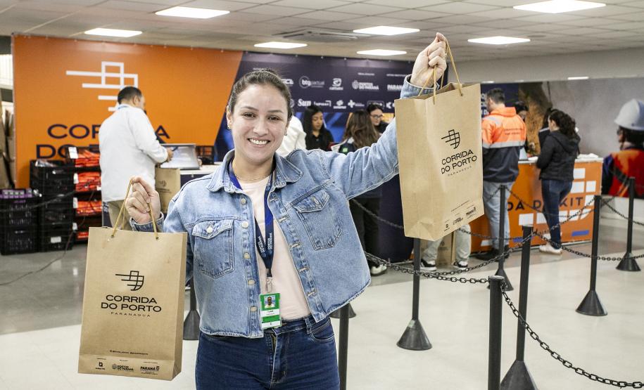 Entrega nos Kits em Paranaguá acontece nesta sexta (19) e sábado (20)