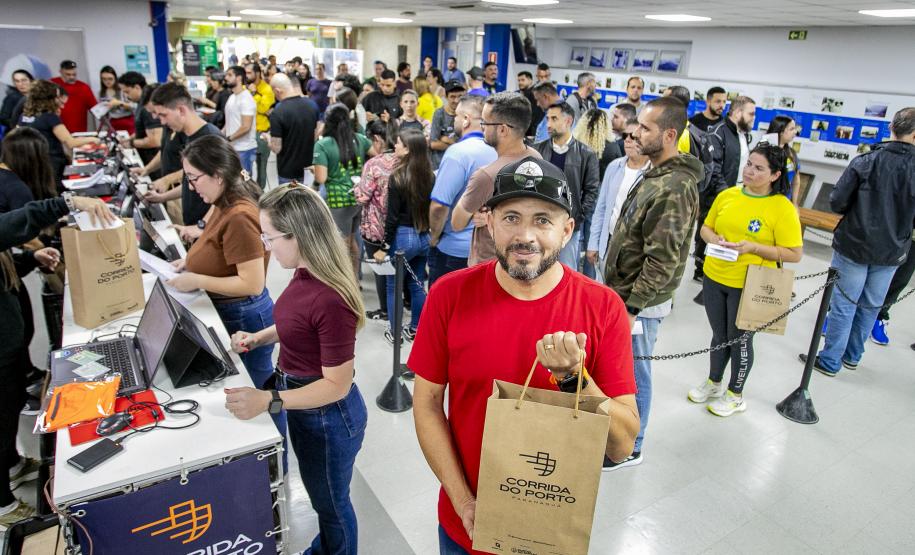 Entrega nos Kits em Paranaguá acontece nesta sexta (19) e sábado (20)