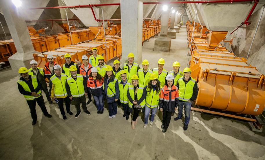 Engenheiros conheceram as estruturas do Moegão em visita técnica