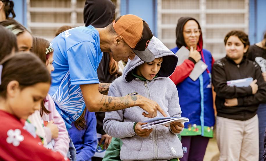 Lançamento da edição 2026 do projeto aconteceu na Escola Municipal Iracema dos Santos