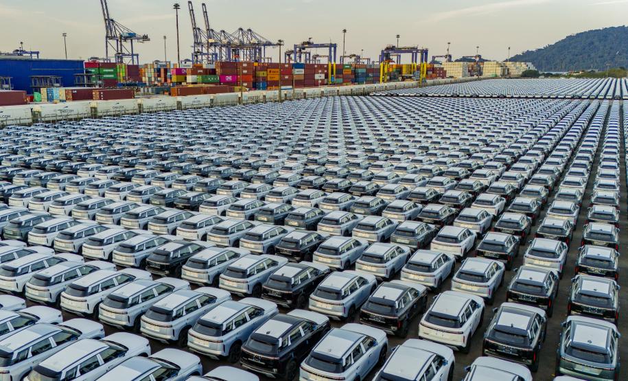 Importação de veículos cresce 382% e novas marcas chegam ao Porto de Paranaguá
