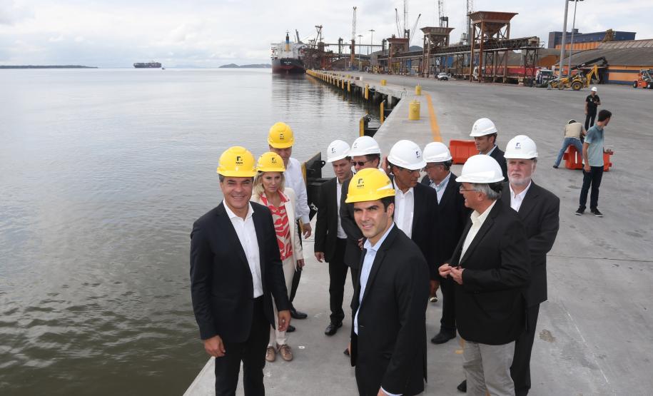 Portos do Brasil enaltecem limpeza e programas ambientais do Porto de Paranaguá Portos do Brasil enaltecem limpeza e programas ambientais do Porto de Paranaguá