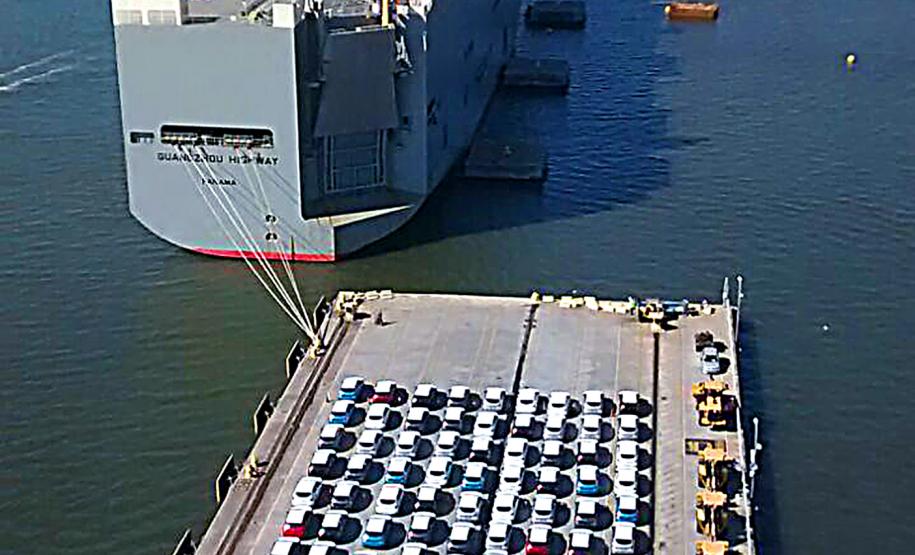 Porto de Paranaguá começa a operar berço exclusivo para veículos, máquinas e equipamentos