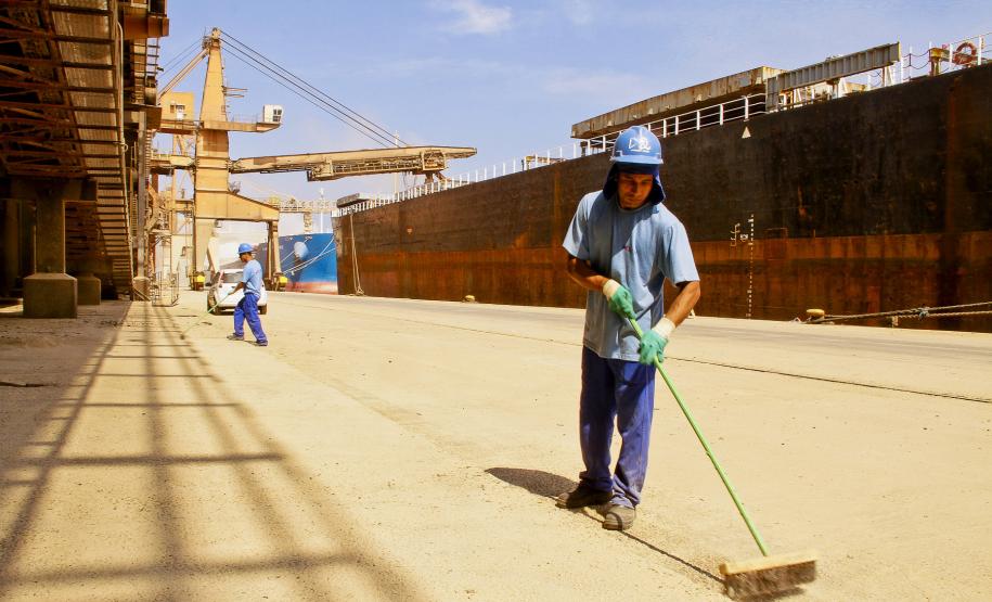 Portos do Paraná lançam programação Junho Verde no mês do meio ambiente