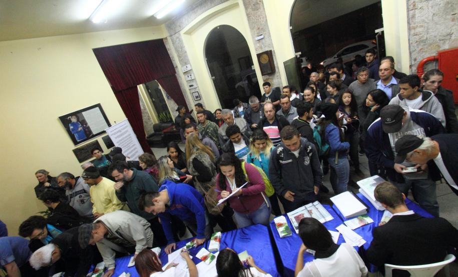 Audiência pública apresenta estudos ambientais sobre novo acesso à Antonina Audiência pública apresenta estudos ambientais sobre novo acesso à Antonina