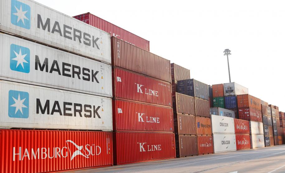 Veículos lideram aumento na movimentação de cargas no Porto de Paranaguá