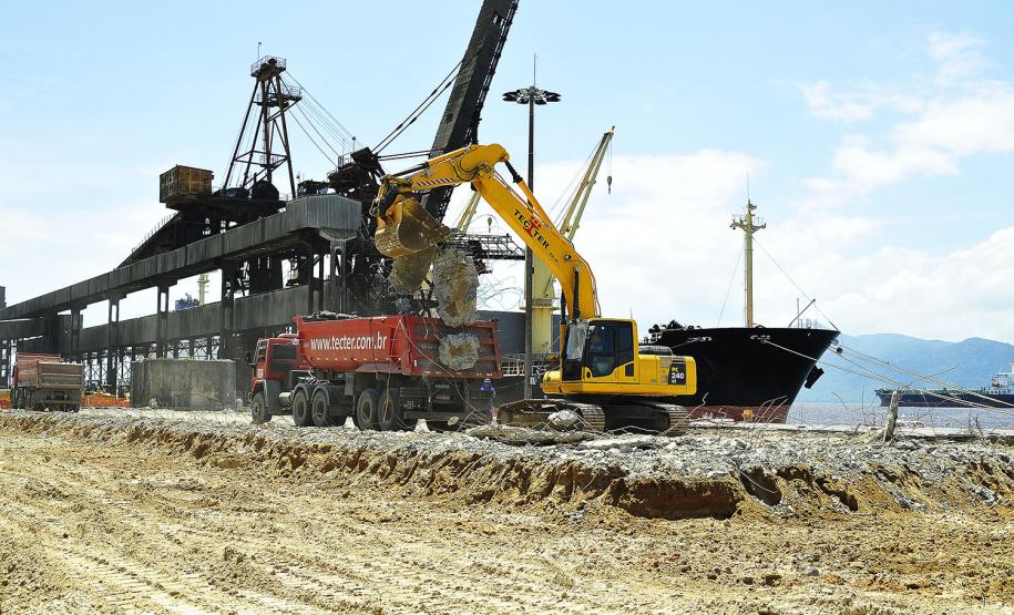 Porto de Paranaguá investe em novo layout de operações