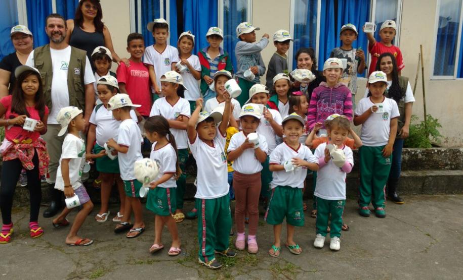 Projeto Porto Escola chega à comunidades ilhadas da Baía de Paranaguá