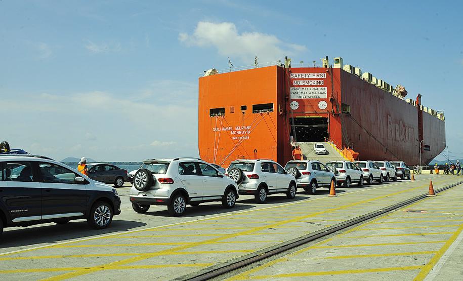 Movimentação de veículos por Paranaguá cresce 24%