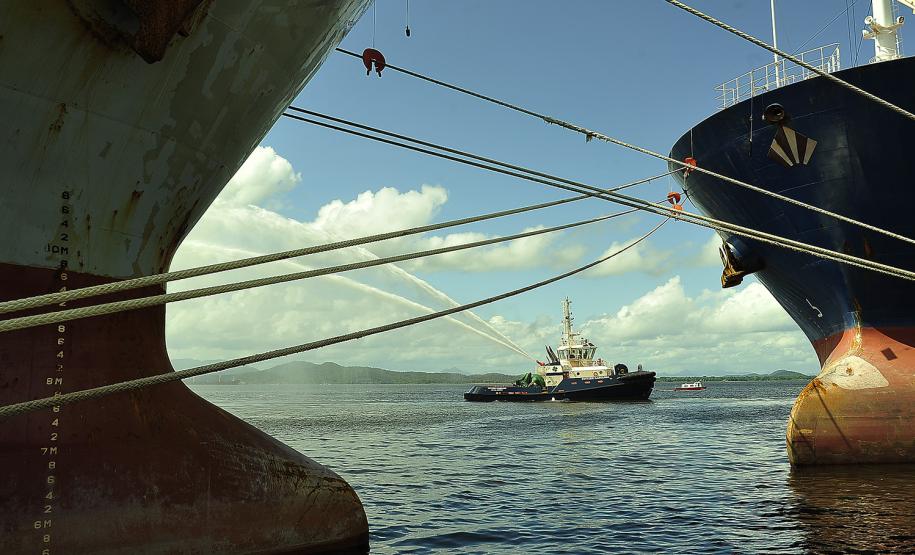 Porto de Paranaguá faz simulado para prevenção de acidentes