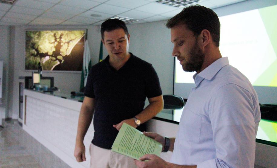 Porto promove curso para voluntários que vão atender a fauna petrolizada