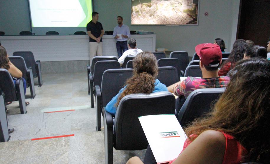 Porto promove curso para voluntários que vão atender a fauna petrolizada