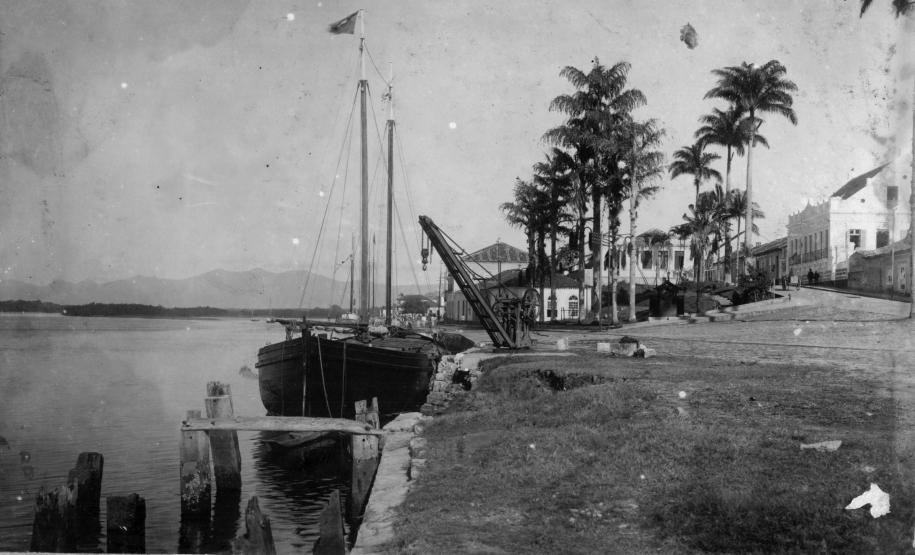 Paraná comemora 82 anos do Porto de Paranaguá
