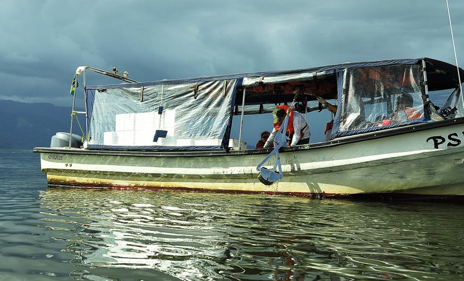 Porto promove ações de controle e monitoramento da qualidade da água na baía de Paranaguá