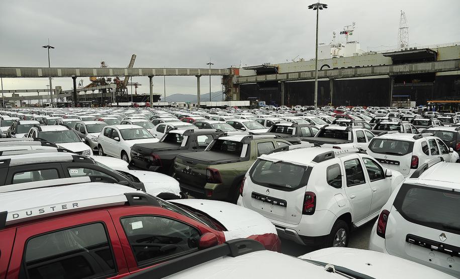 Porto de Paranaguá amplia área para movimentação de cargas especiais