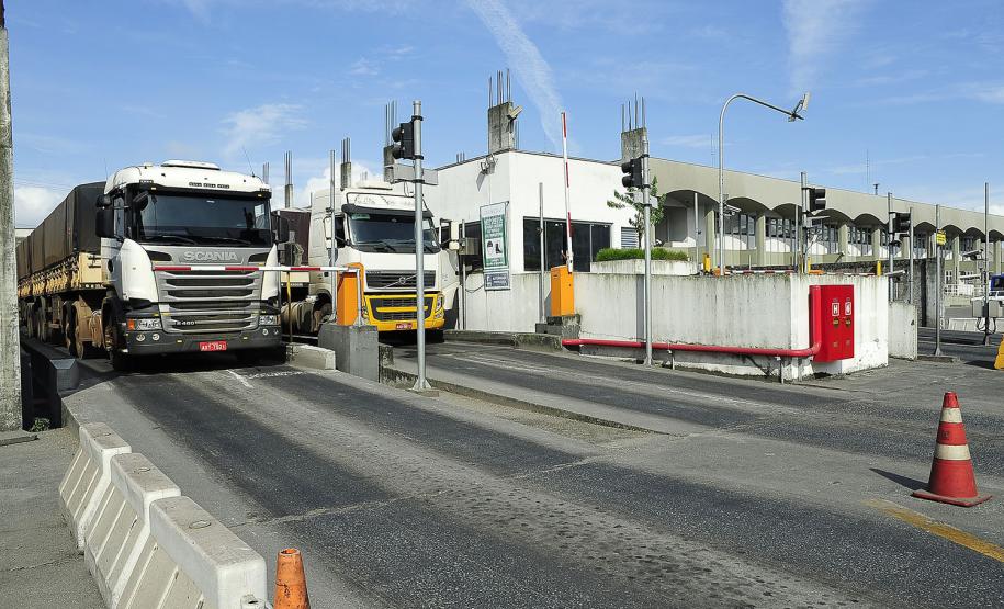 Motoristas que acessam o cais farão recadastramento biométrico em junho