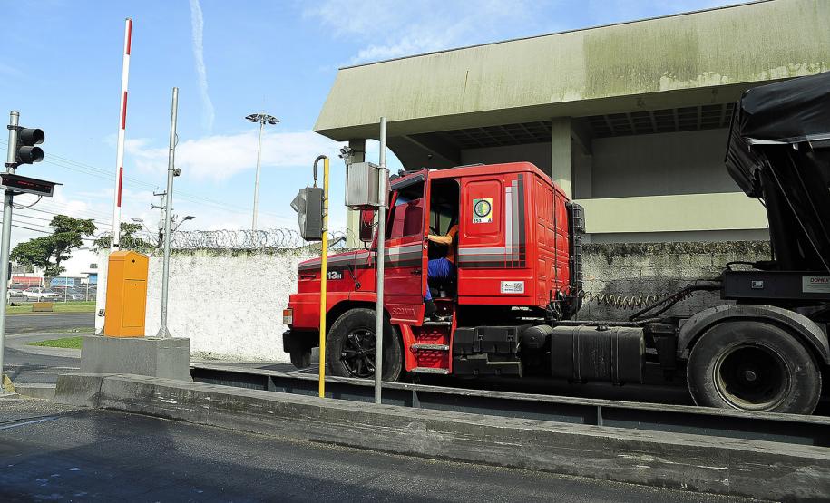 Motoristas que acessam o cais farão recadastramento biométrico em junho