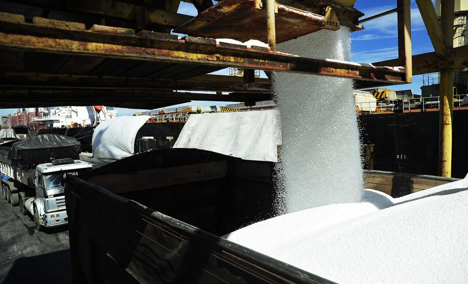 Importação de fertilizantes por Paranaguá cresce 22% no quadrimestre