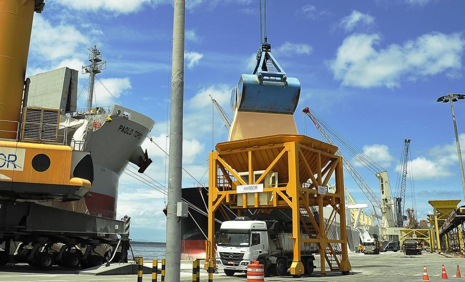 Importação de fertilizantes por Paranaguá cresce 22% no quadrimestre