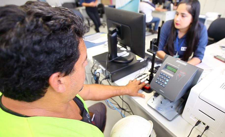 Motoristas que acessam o Porto de Paranaguá passam a ter cadastro biométrico