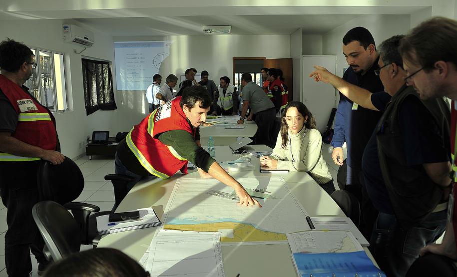 Appa promove capacitação para combate a acidentes ambientais para terminais portuários e órgãos do litoral