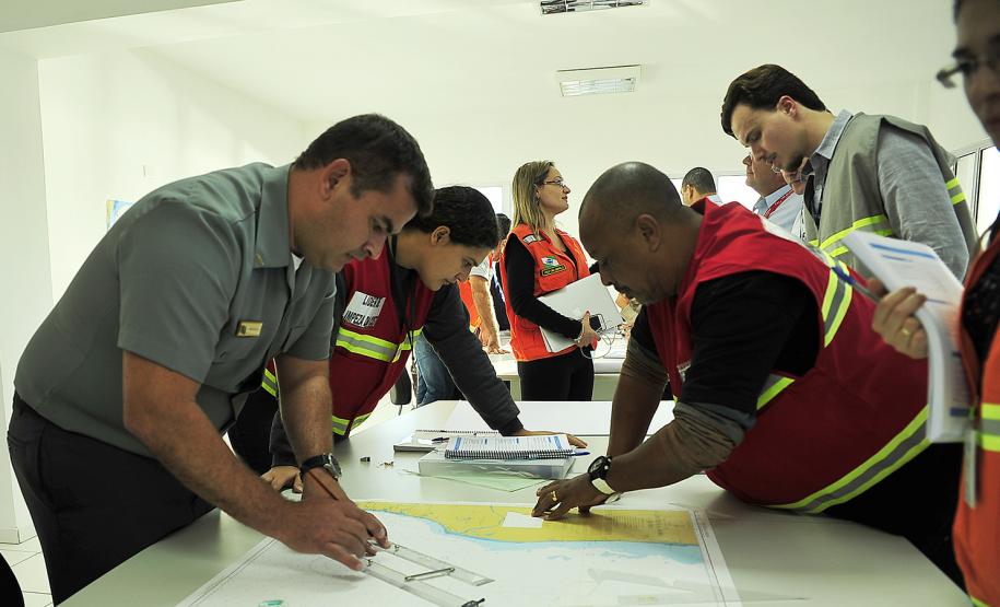 Appa promove capacitação para combate a acidentes ambientais para terminais portuários e órgãos do litoral