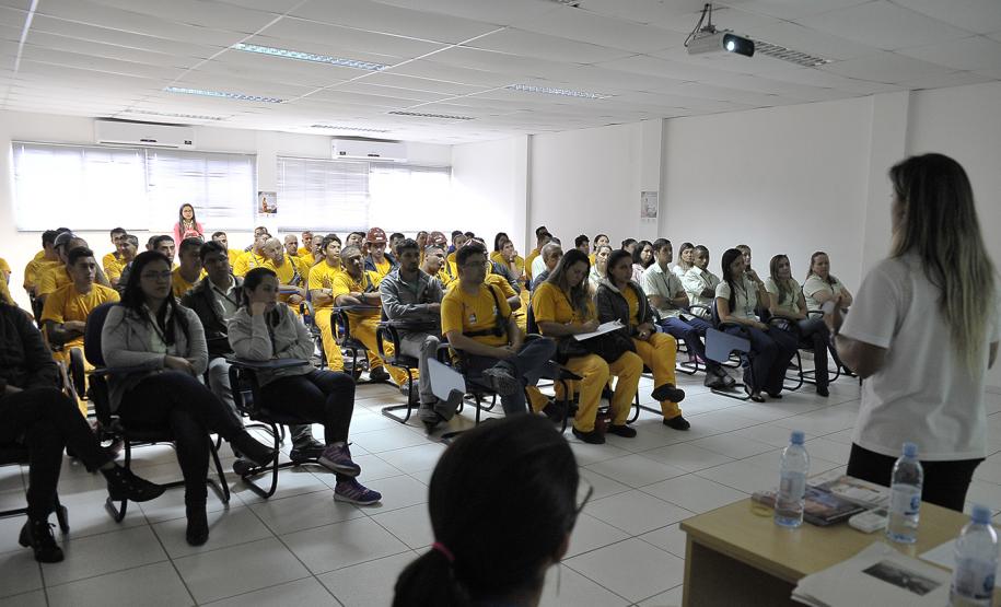 No Dia Nacional da Saúde, Appa reforça campanha de combate à dengue nos terminais portuários