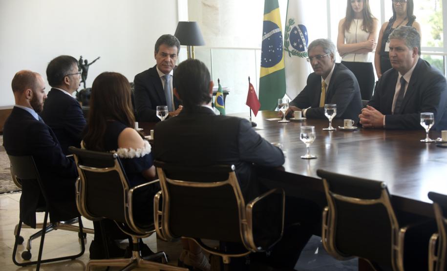 Richa recebe grupo chinês que adquiriu terminal de contêineres