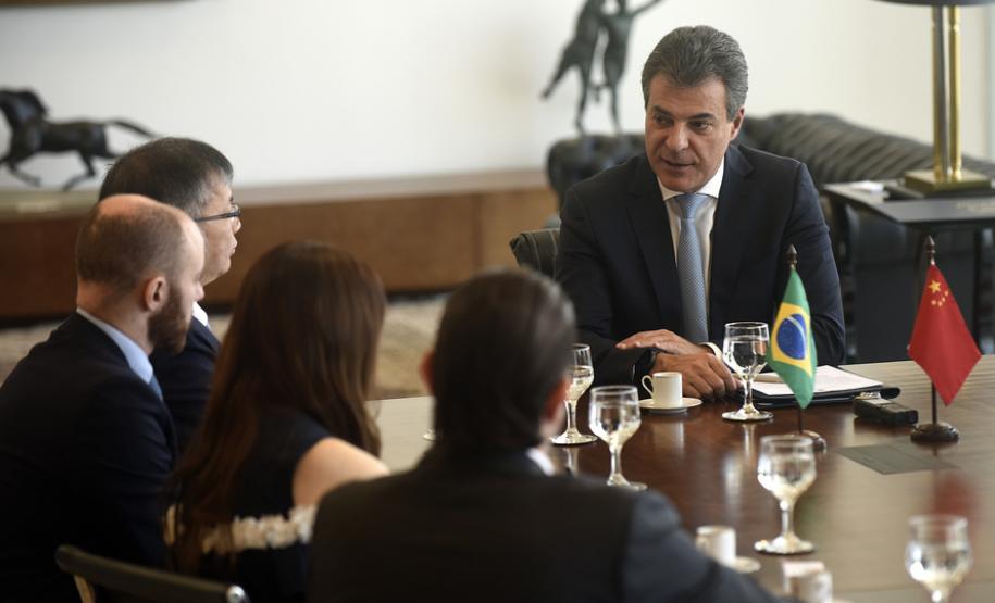 Richa recebe grupo chinês que adquiriu terminal de contêineres