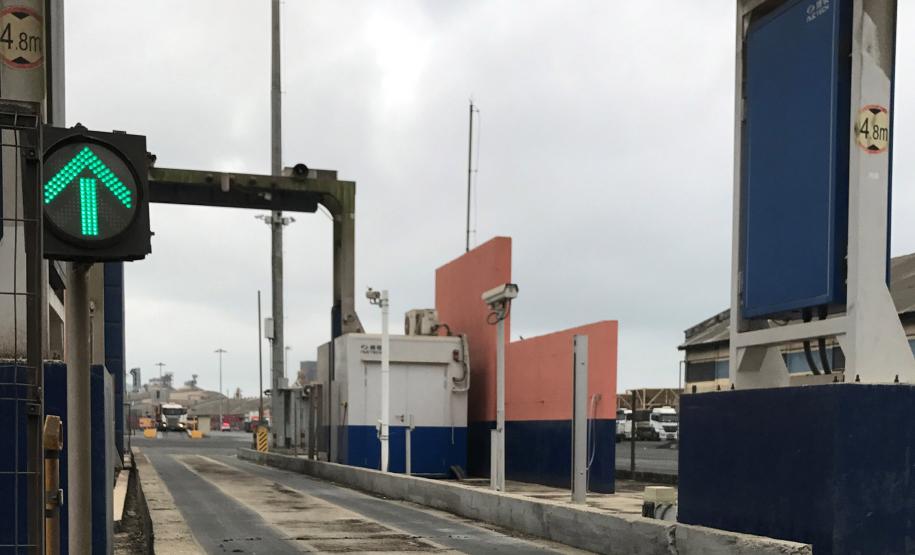 Novo scanner garante segurança em 100% das cargas que passam pelo Porto de Paranaguá