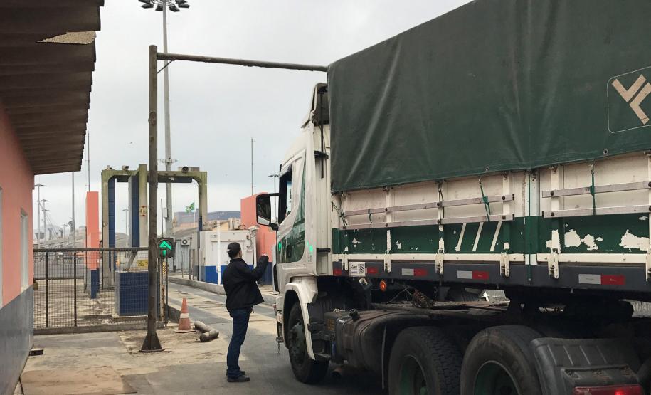 Novo scanner garante segurança em 100% das cargas que passam pelo Porto de Paranaguá