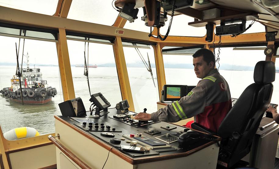 Maior rebocador já fabricado no Brasil vai atuar em Paranaguá