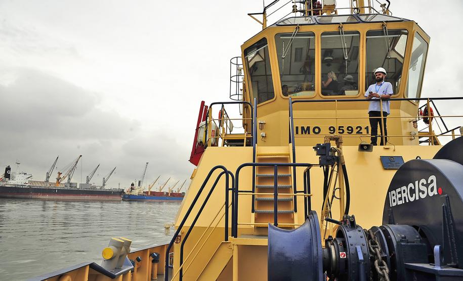 Maior rebocador já fabricado no Brasil vai atuar em Paranaguá