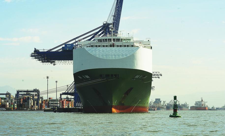 Porto de Paranaguá completa 83 anos com seu melhor desempenho