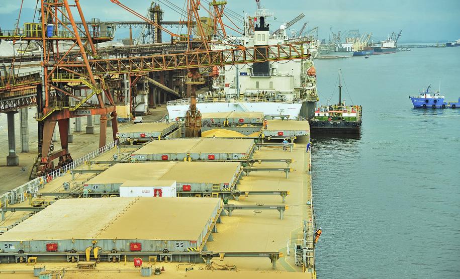 Porto de Paranaguá completa 83 anos com seu melhor desempenho