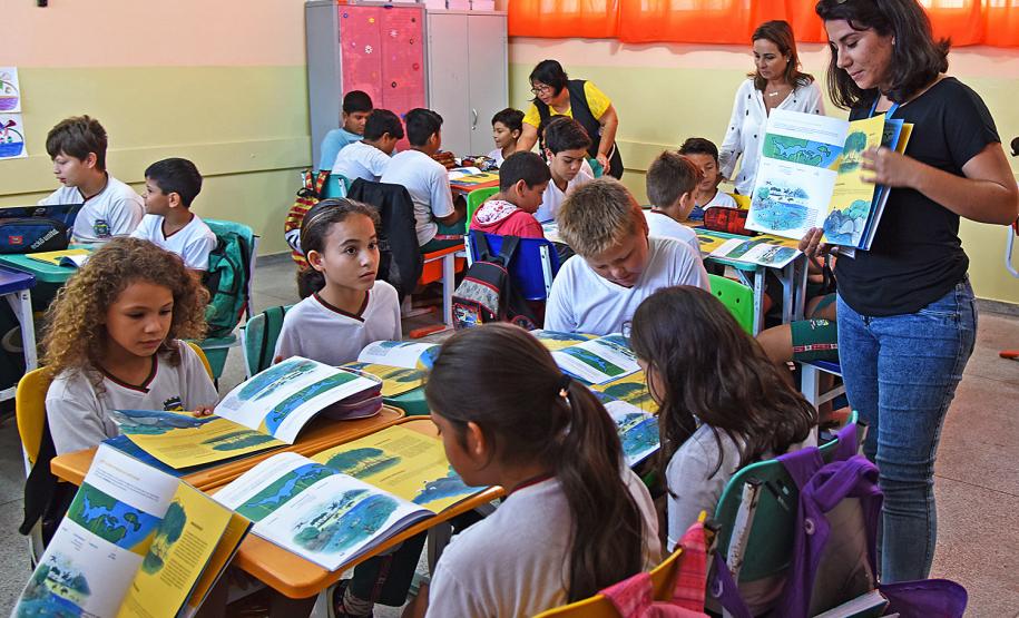 Almanaque Porto Sustentável chega às escolas do litoral do Paraná