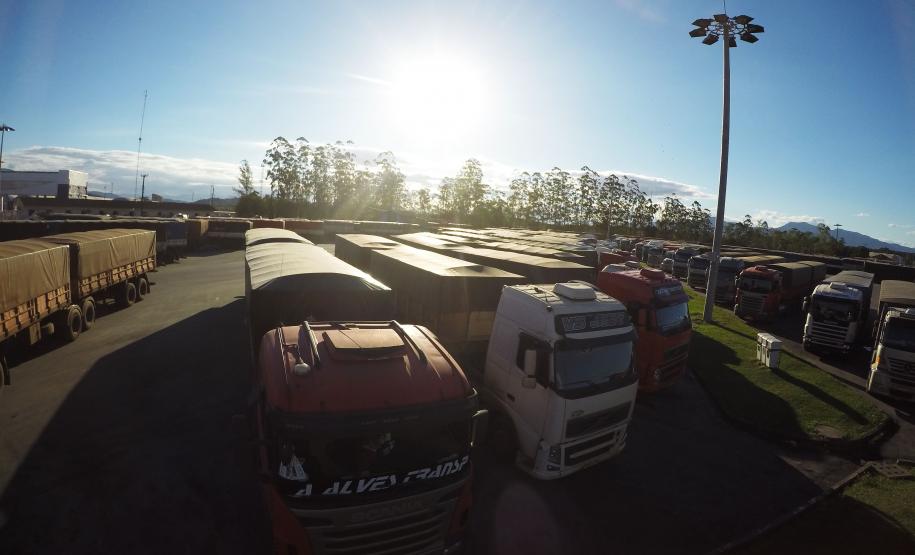 Pátio de Triagem do Porto de Paranaguá recebeu mais de 110 mil caminhões no primeiro trimestre do ano