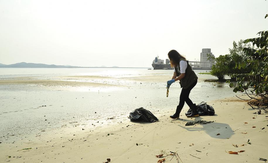 Na Semana do Meio Ambiente, Porto de Paranaguá comemora a marca de 58 mil ações de monitoramento ambiental