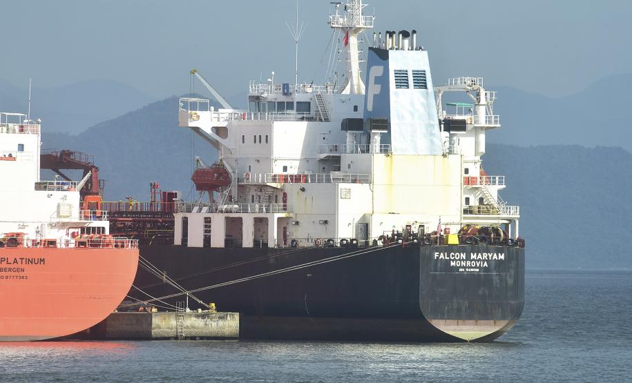 Começa a operar em Paranaguá novo Terminal de líquidos
