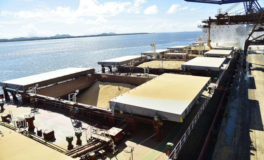 Porto de Paranaguá tem maior movimentação para o mês de setembro