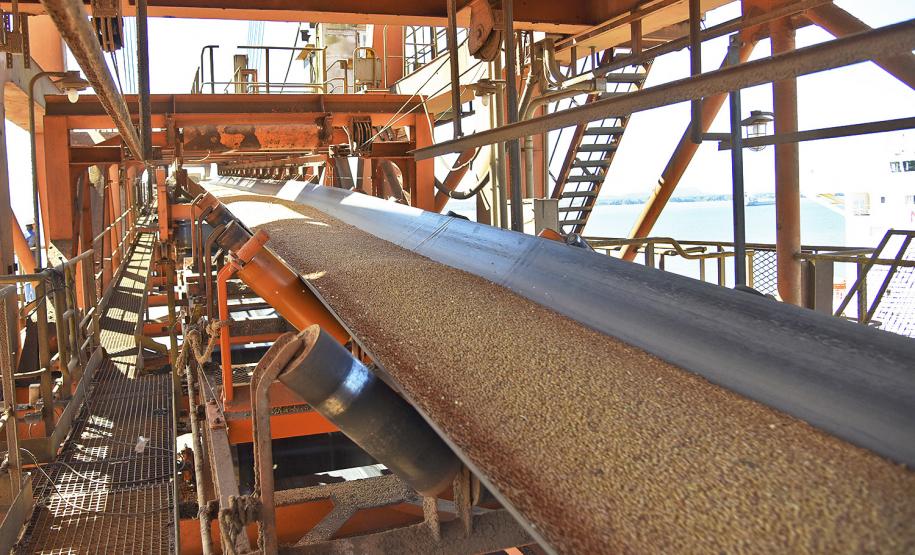 Porto de Paranaguá tem maior movimentação para o mês de setembro