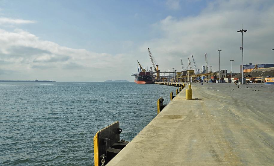 Portos do Paraná têm recorde de investimentos e obras