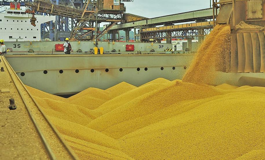 Porto de Paranaguá movimentou 48 milhões de toneladas em 2018