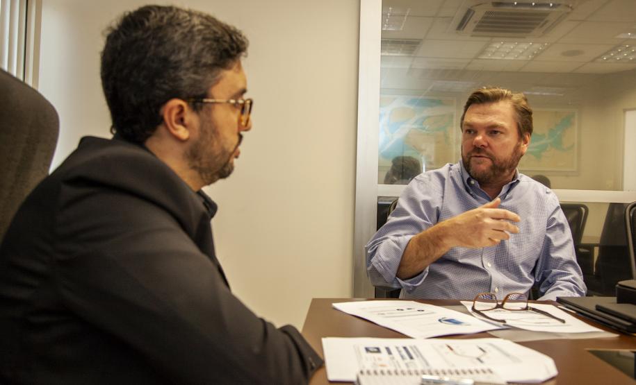 Portos do Paraná discutem melhorias no transporte ferroviário Portos do Paraná discutem melhorias no transporte ferroviário