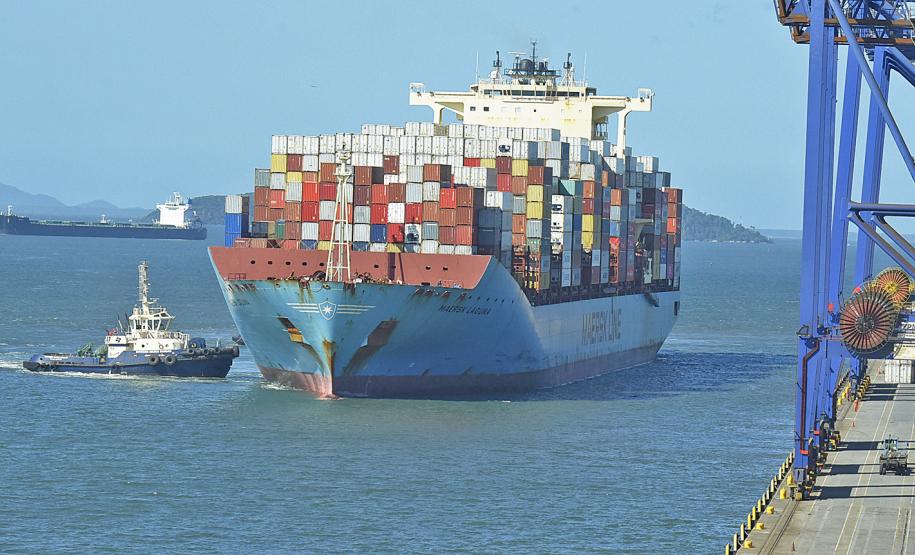 Movimentação de cargas no Porto de Paranaguá cresce 20%