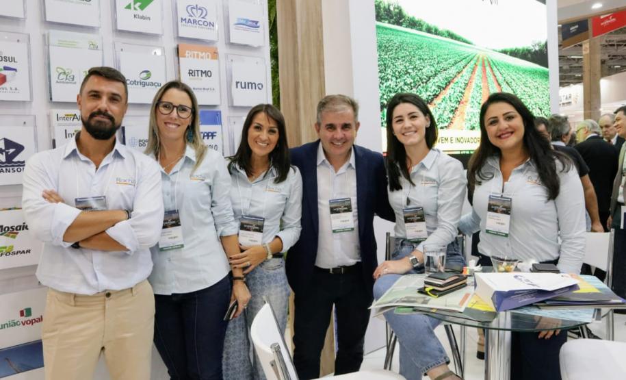 Comunidade portuária se une para ampliar negócios Equipe Rocha Log