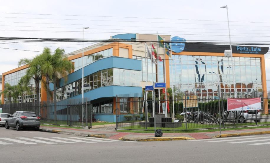 Cooperaportos Sede do evento este ano é o Porto de Itajaí