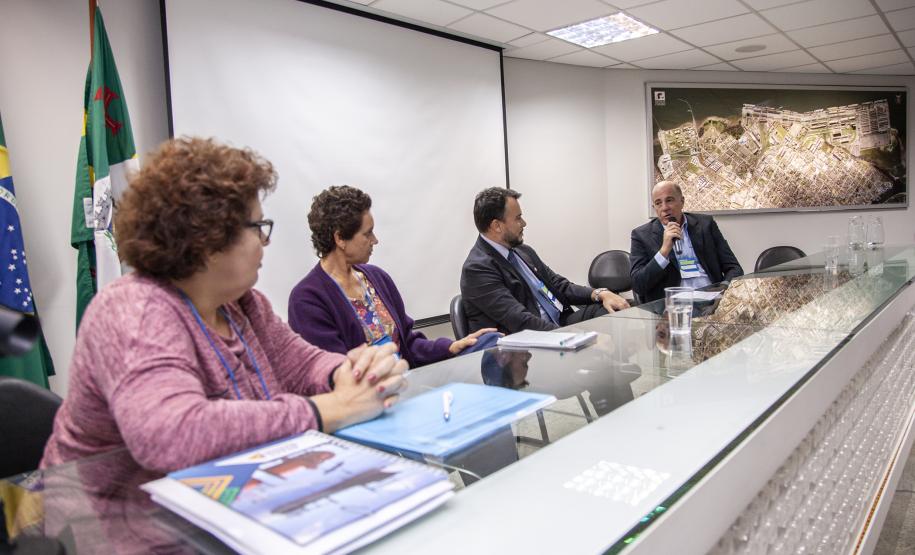 Porto de Paranaguá é sede de fórum sobre segurança em navegação Porto de Paranaguá é sede de fórum sobre segurança em navegação
