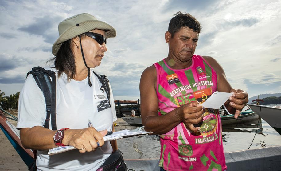 A Diretoria de Meio Ambiente da Administração dos Portos do Paraná convoca os pescadores de Paranaguá, Pontal do Sul, Antonina e Guaraqueçaba para participar dos Seminários da Pesca que começam já na próxima semana. Durante os encontros, os profissionais receberão uma devolutiva com os resultados de quatro anos de monitoramento atividade na região.