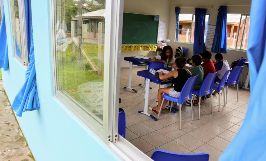 Na Escola Municipal Campo de Tambarutaca, na Vila São Miguel, tem 19 alunos, sete de 2º a 5º anos. Esses últimos que participaram da atividade do primeiro módulo do Programa.